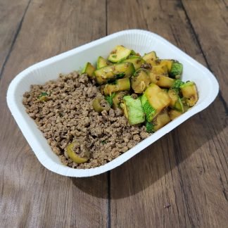 Carne moída (patinho) com abobrinha italiana refogada e chia 250g - Cetogênica