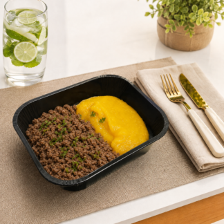 Carne moída (patinho) com purê de mandioquinha 200g